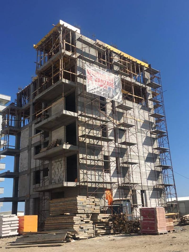 Doar cateva luni s-a lucrat la constructie