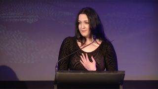 Marturia cutremuratoare a fiicei unui cuplu de lesbiene. "Am avut o copilarie nefericita. Homosexualilor nu ar trebui sa li se permita sa faca copii daca..."