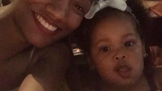 "Nu ma grabesc", a spus mama care si-a lasat fetita de un an sa moara de cald in masina, in timp ce ea s-a dus la coafor