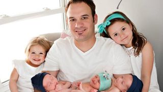 Sotia i-a murit subit si l-a lasat cu 5 copii. Ce si-a amintit barbatul dupa ceva timp ca s-a intamplat intr-o noapte