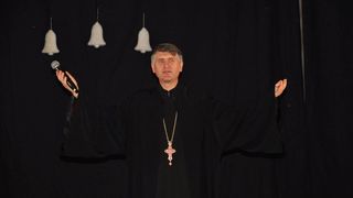 A fost Cristian Pomohaci santajat? Fostul preot stia de anul trecut ca urmeaza sa fie acuzat de homosexualitate: "Trezesc curiozitati si invidii. Multi stau cu mana intinsa sa scoata popa ceva"