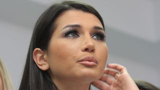 Elena Basescu, hartuita sexual. Cine este barbatul impotriva caruia a facut deja plangere