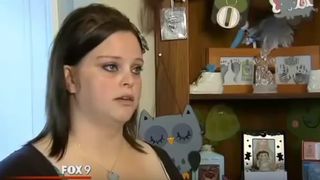 A vandut patutul baietelului ei mort. Dupa o saptamana, cumparatorul a venit la ea acasa si i-a zis asta