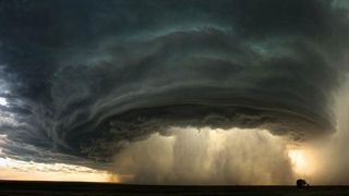 Planeta este in pericol! O clarvazatoare celebra spune ca urmeaza sfarsitul lumii - E prapad ce ne asteapta