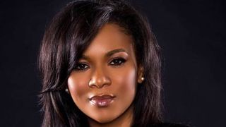 Nadine s-a gandit sa renunte la viata dupa ce sora ei s-a sinucis: "Moartea ei a fost un soc pe care il resimt parca s-ar fi intamplat ieri"