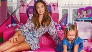 Ea e cea mai rasfatata fetita din lume! Are cada de aur, majordom personal si toata lumea la picioare