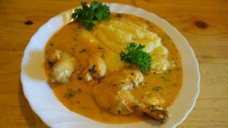 Cea mai buna topala de pui. Care este ingredientul secret care ii da o savoare aparte