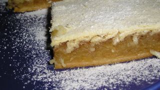 Tii post, dar ai pofta de ceva dulce? Incearca placinta cu mere de post! O reteta senzationala!