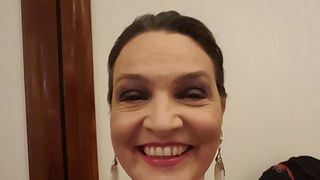 Ce cadou original primesc spectatorii la concertul din Spania al Ilenei Sipoteanu!