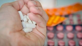 Un medic din Romania avertizeaza: Intoxicatia cu paracetamol poate fi mortala