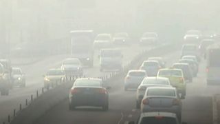 Aveti grija cum conduceti in conditii de ceata si polei! Iata recomandarile specialistilor!