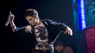 Solista de la The Cranberries a fost abuzata in copilarie: "M-am urat pe mine"- Cantareata a incercat sa se sinucida