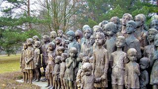 Masacrul de care putini vorbesc. 88 de copilasi dintr-o localitate sunt ucisi, mamele de aici sunt obligate sa avorteze - Doar un monument de arta mai aminteste de aceasta tragedie