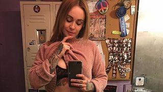 Dezvaluiri socante facute de o dama de companie: "De cand ma prostituez, am devenit o mama mai buna"