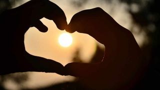 Citate de dragoste scurte! Fa-ti iubita fericita de Ziua Indragostitilor!