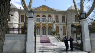 Palatul lui Gigi Becali a fost resedinta lui Petru Groza