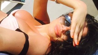 Ea e cea mai atrăgătoare hackerita din Romania! Va fi extradata in America! Eveline e actrita si pasionata de fitness