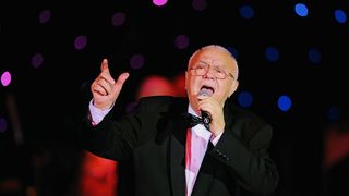 Alexandru Arsinel a intarziat un spectacol de la Teatrul de Revista pentru a-l astepta pe presedintele Traian Basescu: „I-am spus ca nu-i nimic, incepem cand vine dumnealui”