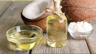 Beneficiile uleiului de cocos. Bolile de care te protejezi cand consumi ulei de cocos. Stiai ca ne ajuta creierul?