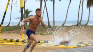 Ionut de la Exatlon si-a tatuat un citat al unui scriitor celebru: &bdquo;Viata e scurta, incalca regulile&rdquo;