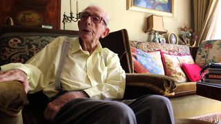 Regizorul a trei filme din seria James Bond, Lewis Gilbert, a murit la varsta de 97 de ani