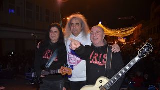 Scandalul de la Iris, mai mare decat se credea! Cristi Minculescu, amenintat ca va plati despagubiri de zeci de mii de euro