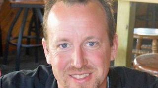 Retras din armata, divortat si fara slujba, ucigasul lui Teo Peter s-a apucat sa reconditioneze masini! Chris Vangoethem a primit doar o mustrare pentru accidentul care i-a provocat moartea cantaretului EXCLUSIV