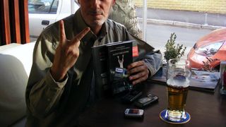 Cel mai mare scriitor roman in viata, desfiintat de Andrei Gheorghe: „Sunt unele carti pe care le citesti cu greu si le marai citindu-le. Eu scriu mai bine decat Cartarescu”