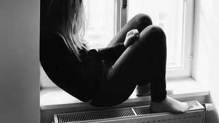 O parasise iubitul si plangea fara incetare. Ce a facut tatal adolescentei a devenit cunoscut in toata lumea