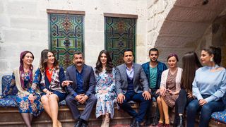 Material exclusiv de la filmarile serialului &bdquo;Dragoste si ura&rdquo;! Echipa emisiunii &bdquo;WOWBiz&rdquo; a ajuns in culisele productiei care a cucerit o tara intreaga!