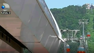 Turisti din toate colturile tarii au venit la Piatra-Neamt! Au urcat pe munte, dar au facut si baie in piscina