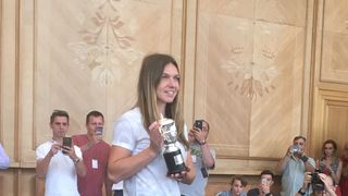 Cat costa masina de lux cu care a plecat Simona Halep de la aeroport? E cea mai noua bijuterie pe patru roti din garajul ei