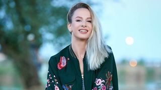 Cea mai frumoasa gimnasta romanca se face actrita! Sandra Izbasa va juca rolul unei politiste intr-un film!