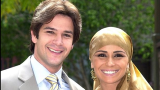 I-ai vazut in "Clona" si ti-au furat inima. Viata bate filmul , iar cei doi au o relatie de ani buni. Cum arata astazi, protagonistii din telenovela care a facut ravagii