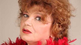 Drama nestiuta a Cezarei Dafinescu! Si-a pierdut parintii si sotul in doar 4 ani si nu si-a mai revenit niciodata!