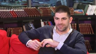 Scandal urias dupa ce Dragos Bucurenci a fost dat afara dintr-o emisiune TV dupa ce l-ar fi contrazis pe purtatorul de cuvant al BOR - Ce s-a intamplat acolo de fapt