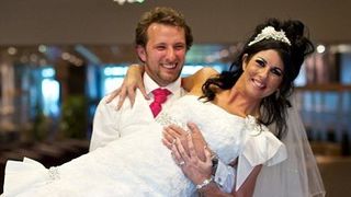 O femeie s-a razbunat crunt pe sotul ei, care ii spunea ca e grasa si urata. Transformarea sotiei este uimitoare