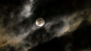 "Luna sangerie" din 27 iulie vine cu efecte devastatoare asupra sanatatii. Aceste zodii sunt cele mai afectate