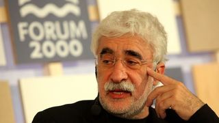 Adrian Sarbu, scos din apartamentul de lux din Mamaia! Imobilul va fi scos la licitatie pentru o suma uriasa