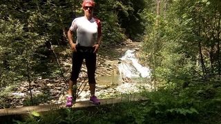 Momente de groaza pentru Mariana de la Exatlon! Atleta a fost atacata de insecte ucigase si intepata de 9 ori in timpul unei curse!