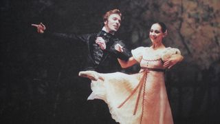 O balerina romanca, renumita in intreaga lume, s-a intors recent in tara care nu a avut ochi pentru talentul ei!