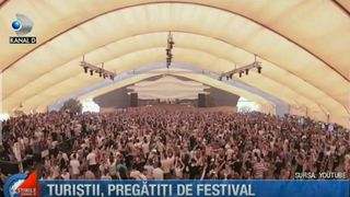 In aceasta seara debuteaza festivalul Sunwaves la malul marii. Cum s-au pregatit turistii
