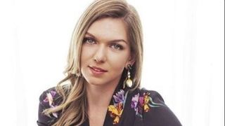 Bine ati venit in &ldquo;coltul de Rai&rdquo; al indragitei Simona Halep. Are o vila de 600.000 de euro si tocmai si-a amenajat o curte de vis. VIDEO EXCLUSIV!