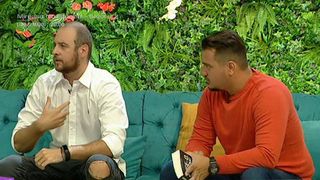 Andrei Ciobanu, luat la rost de familie pentru "Suge-o, Ramona": "Bunicul mi-a batut obrazul si..."