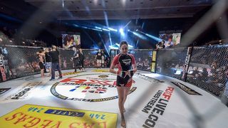 Razboi intre Diana Belbita si o aspiranta la numele de "Printesa Razboinica"! Fosta Faimoasa a facut praf o Razboinica de la  2