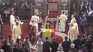 Arhiepiscopul Calinic, discurs cu referire la referendum in timpul nuntii regale: "Daca Pamantul ar fi plin de barbati ar fi plictisitor"