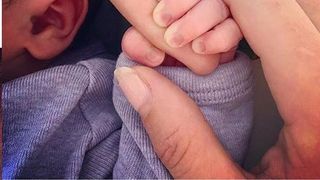 Patrick Adams, din serialul Suits, a devenit tătic. Prima imagine cu fiica lui