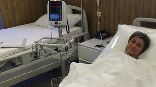 Primele reacţii ale lui Reghe după ce Anamaria Prodan a ajuns aseară în stare gravă la spital! Ce a făcut soţul vedetei în momentul în care a auzit de problemele ei de sănătate EXCLUSIV