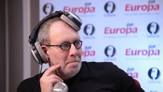 Ea este prima persoană care l-a vizitat pe Florin Busuioc la spital &icirc;n Bucureşti. Este copleşită de tristeţe