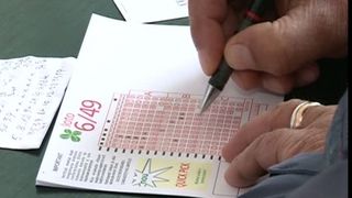 Un bărbat din Făgăraş a c&acirc;ştigat o sumă fabuloasă  la Loto cu un bilet de numai  6,5 lei